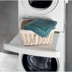Whirlpool-DRYING-SKS101-Lifestyle-frontal-open