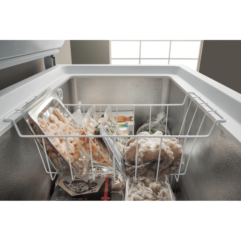 Hotpoint_Ariston-Congelatore-Libera-installazione-CS2A-300-H-FA-Bianco-Lifestyle-detail