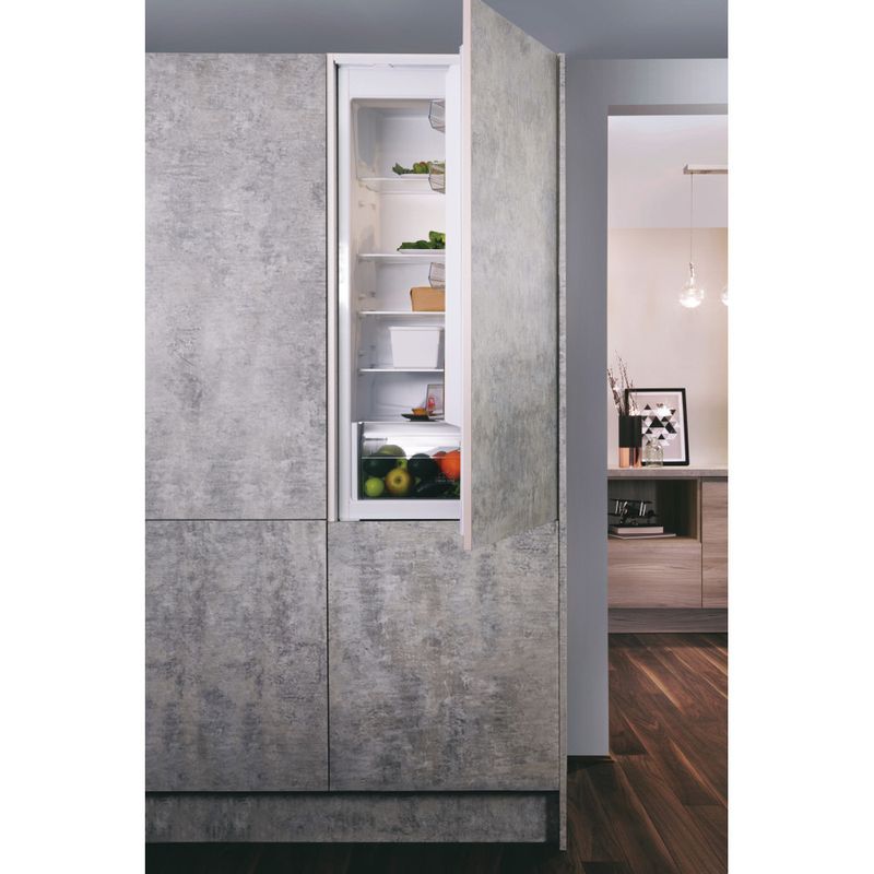 Hotpoint_Ariston-Frigorifero-Da-incasso-BS-9011-Acciaio-Lifestyle-frontal-open