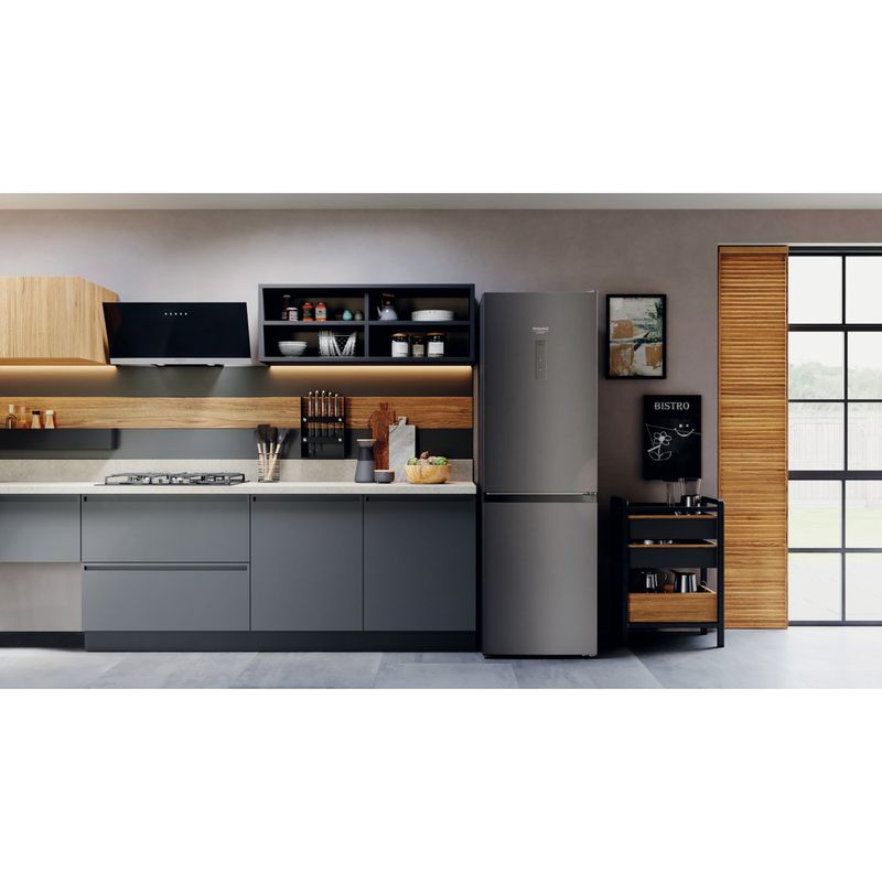 Hotpoint_Ariston-Combinazione-Frigorifero-Congelatore-Libera-installazione-HAFC8-TO32SK-Silver-Black-2-porte-Lifestyle-frontal