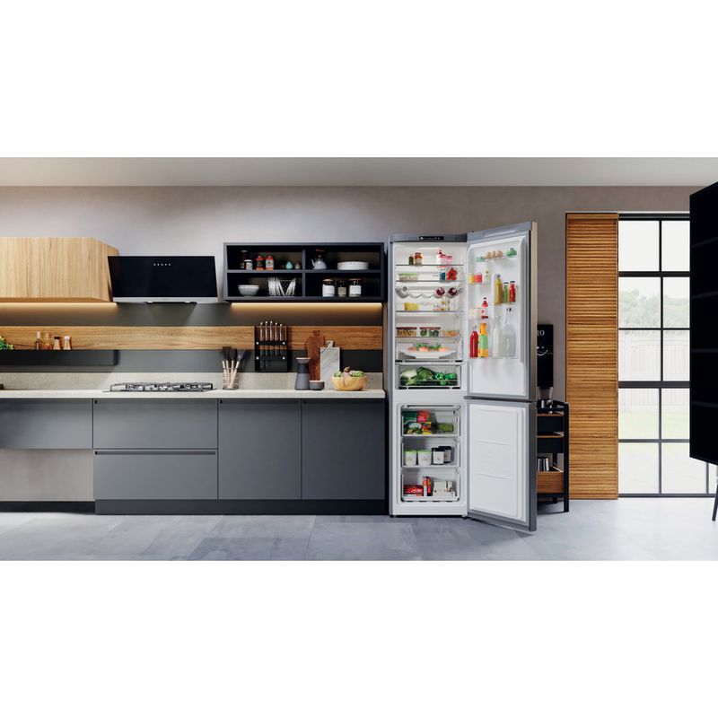 Hotpoint_Ariston Combinazione Frigorifero/Congelatore Libera installazione HAFC9 TI32SX Saturn Steel 2 porte Lifestyle frontal open