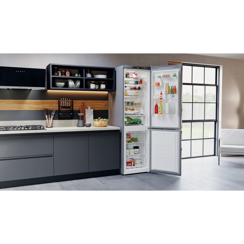 Hotpoint_Ariston-Combinazione-Frigorifero-Congelatore-Libera-installazione-HAFC9-TA33SX-H-O3-Saturn-Steel-2-porte-Lifestyle-perspective-open