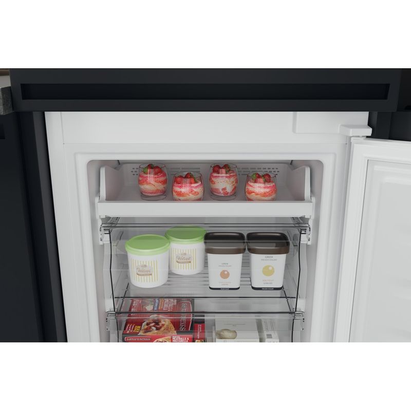 Hotpoint_Ariston-Combinazione-Frigorifero-Congelatore-Da-incasso-HAC20-T321-Bianco-2-porte-Drawer