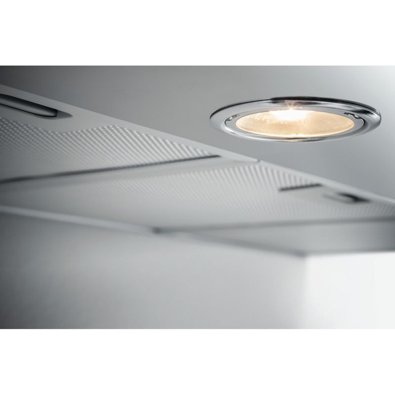 Hotpoint_Ariston-Cappa-Da-incasso-HHBS-9.8F-LT-X-Inox-Montaggio-a-parete-Elettronico-Lifestyle-detail