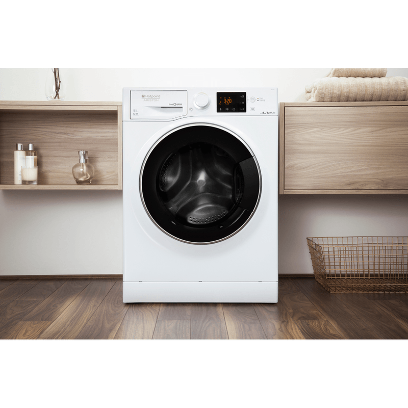 Hotpoint_Ariston-Lavabiancheria-Libera-installazione-RPG-826-DD-IT-1-Bianco-Carica-frontale-A----Lifestyle-frontal