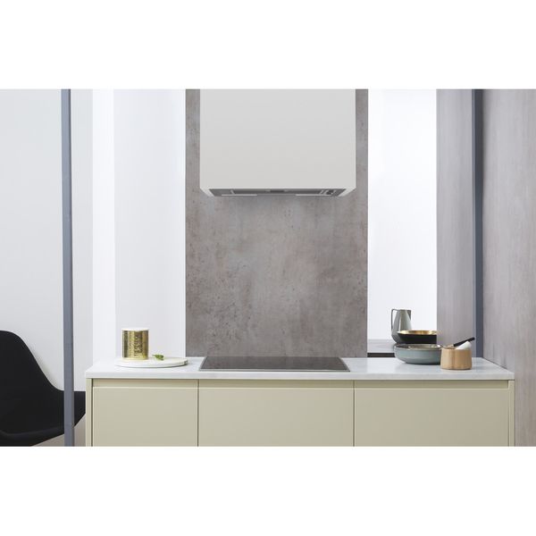 002__Lifestyle frontal