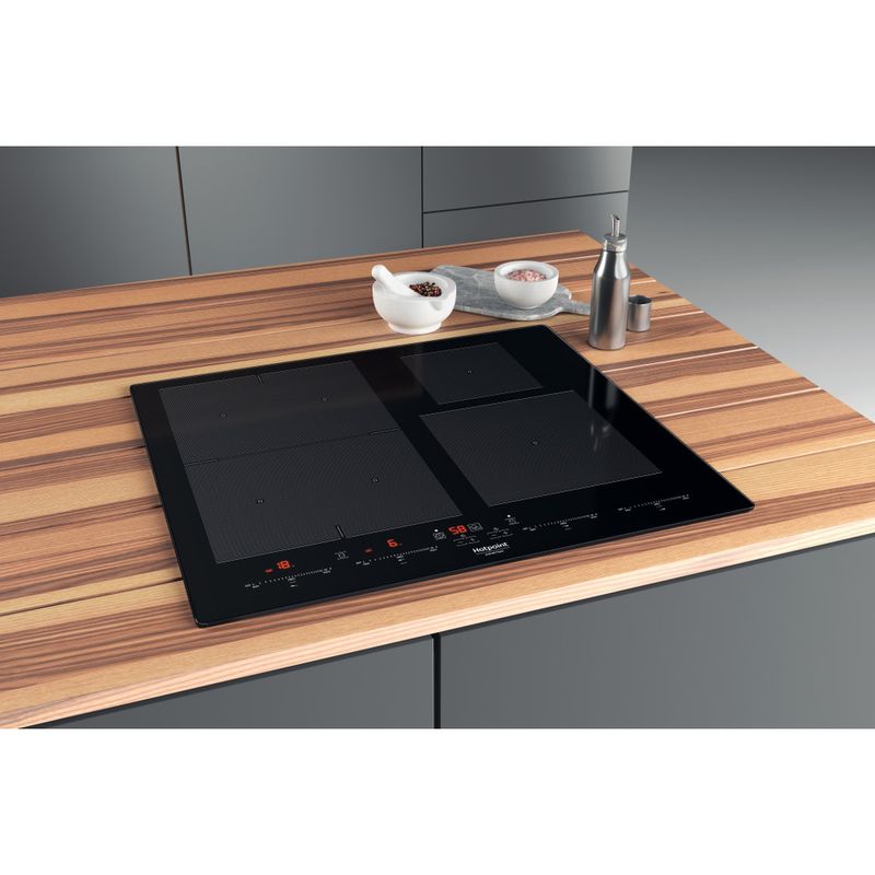 Hotpoint_Ariston Piano cottura ACOH 654 MF/NE Nero Induction vitroceramic Lifestyle perspective