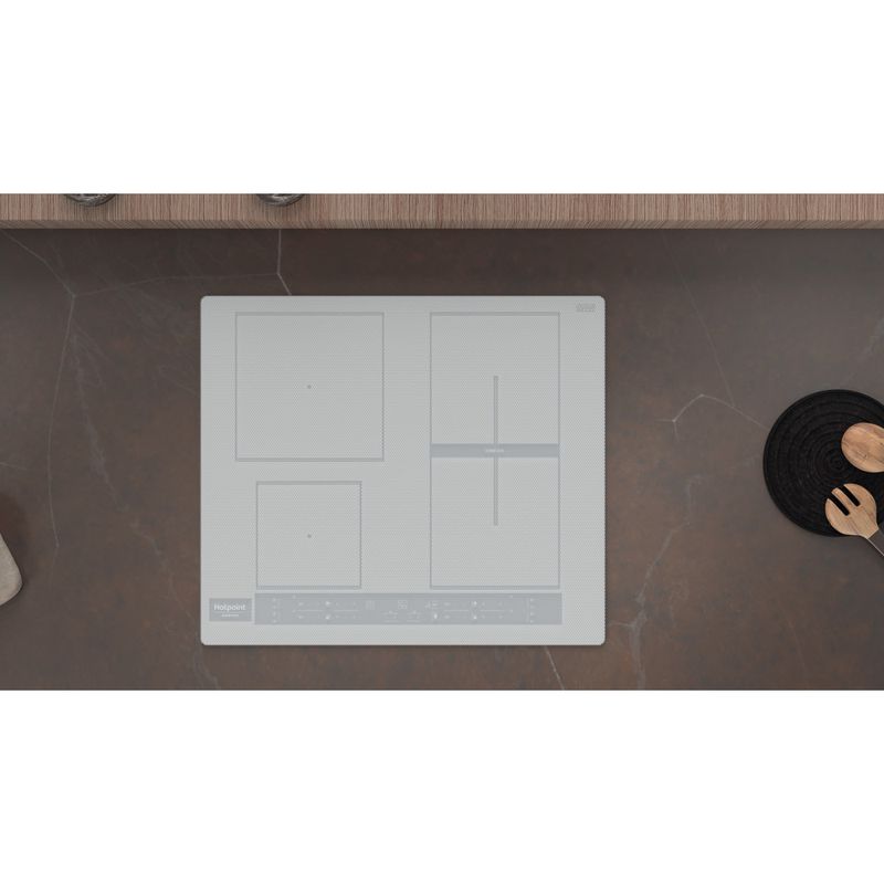 Hotpoint_Ariston Piano cottura HB 8460B NE/W Bianco Induction vitroceramic Lifestyle frontal