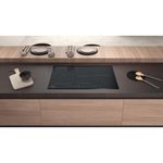 Hotpoint_Ariston-Piano-cottura-HS-3377C-BF-Nero-Induction-vitroceramic-Lifestyle-frontal-top-down