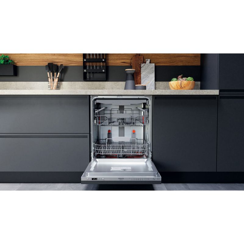 Hotpoint_Ariston Lavastoviglie Da incasso HIC 3C26N WF Totalmente integrato E Lifestyle frontal open