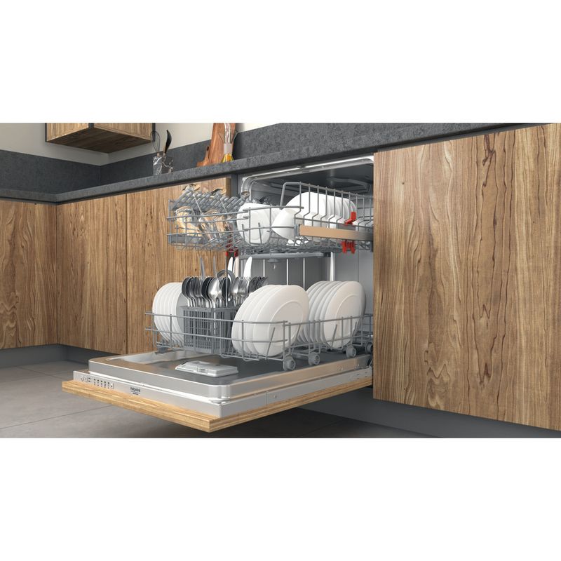 Hotpoint_Ariston Lavastoviglie Da incasso HIS 3010 Totalmente integrato F Lifestyle perspective open