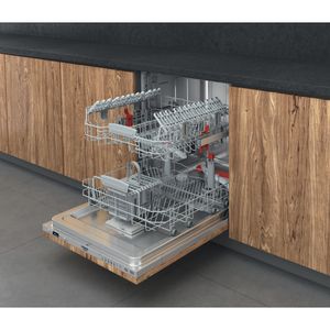 Hotpoint_Ariston-Lavastoviglie-Da-incasso-HI-5030-W-Totalmente-integrato-D-Perspective-open