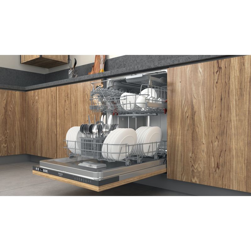 Hotpoint_Ariston Lavastoviglie Da incasso HI 5010 C Totalmente integrato F Lifestyle perspective open