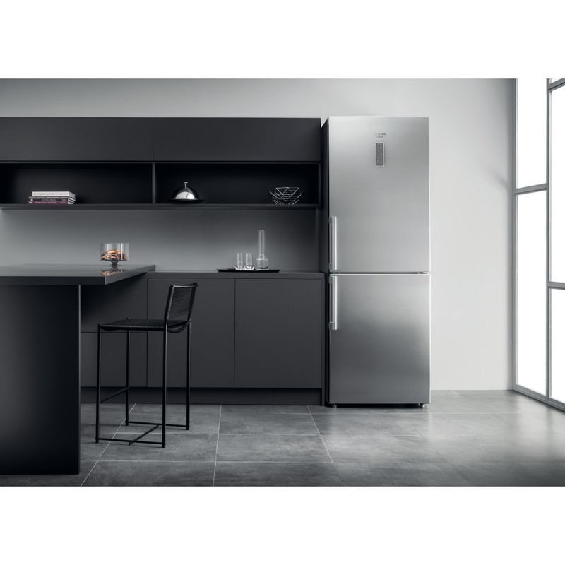 Hotpoint_Ariston-Combinazione-Frigorifero-Congelatore-Libera-installazione-HA70BE-72-X-Optic-Inox-2-porte-Lifestyle-frontal