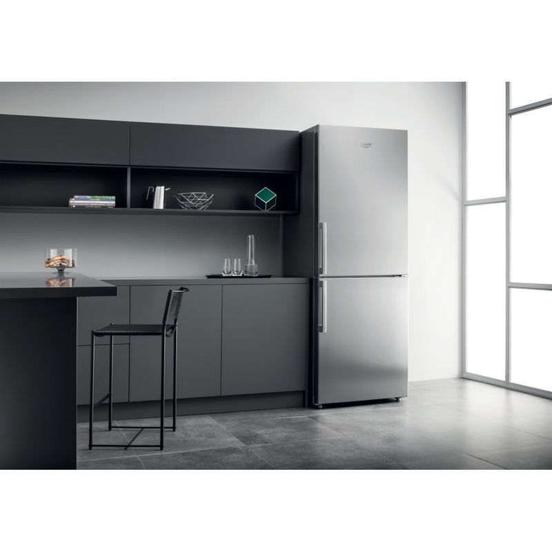 Hotpoint_Ariston-Combinazione-Frigorifero-Congelatore-Libera-installazione-HA70BI-52-X-Inox-2-porte-Lifestyle-perspective