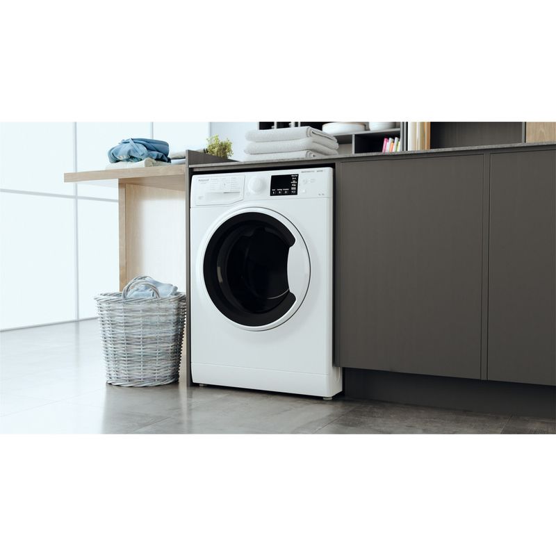 Hotpoint_Ariston-Lavasciugabiancheria-Libera-installazione-NDB-96443-W-IT-N-Bianco-Carica-frontale-Lifestyle-perspective