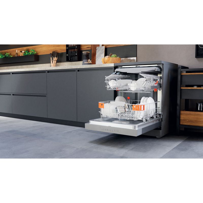 Hotpoint_Ariston Lavastoviglie Libera installazione HFO 3T241 WFG X Libera installazione C Lifestyle perspective open