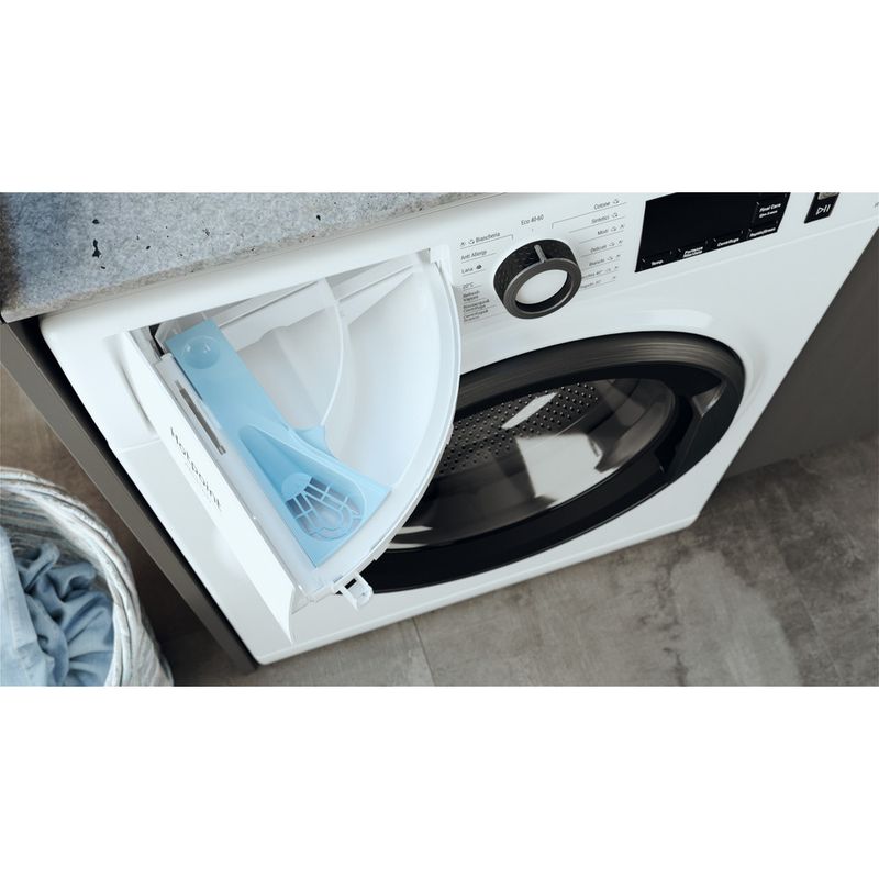 Hotpoint_Ariston-Lavabiancheria-Libera-installazione-NR548GWSA-IT-N-Bianco-Carica-frontale-B-Drawer