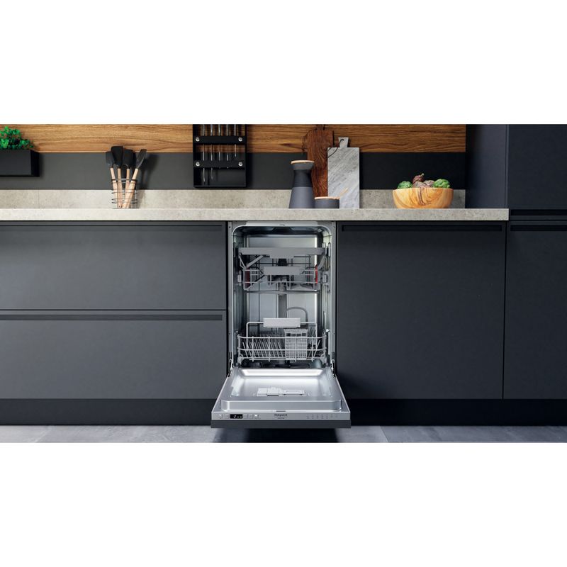 Hotpoint_Ariston Lavastoviglie Da incasso HSIC 3M19 C Totalmente integrato F Lifestyle frontal open