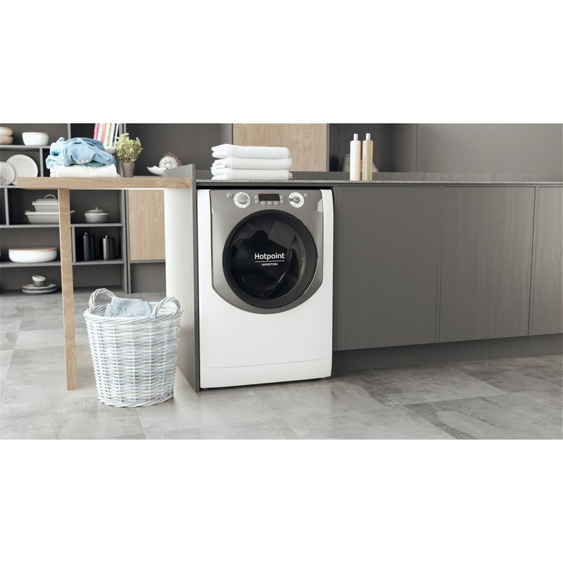 Hotpoint_Ariston Lavasciugabiancheria Libera installazione AQD972F 697 EU N Bianco Carica frontale Lifestyle perspective