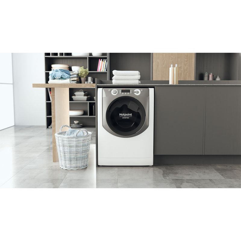 Hotpoint_Ariston Lavasciugabiancheria Libera installazione AQD972F 697 EU N Bianco Carica frontale Lifestyle frontal