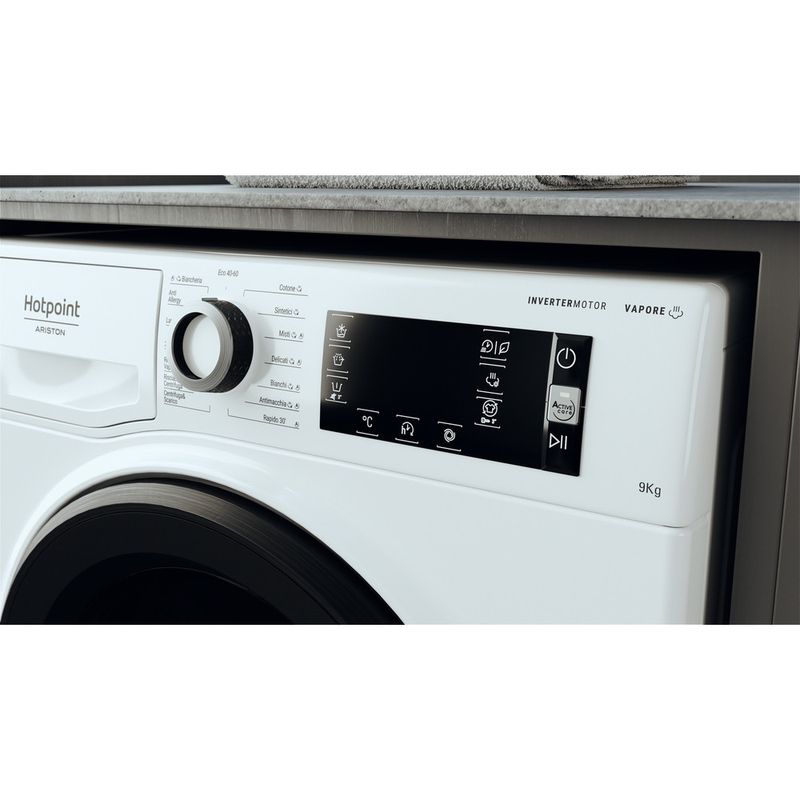 Hotpoint_Ariston-Lavabiancheria-Libera-installazione-NBT-946-WM-A-IT-Bianco-Carica-frontale-A-Lifestyle-control-panel