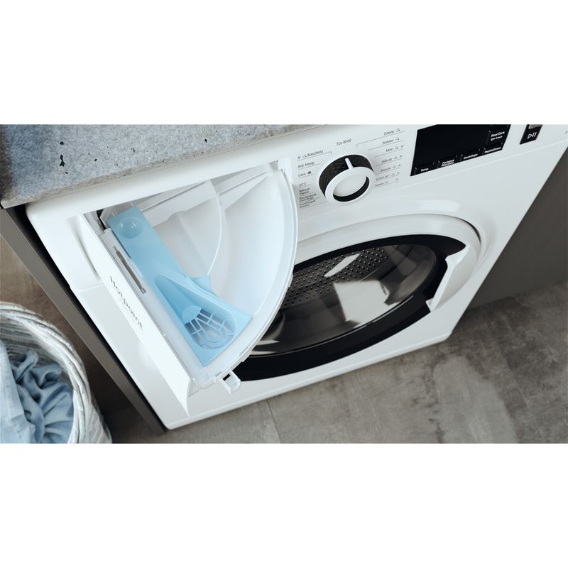 Hotpoint_Ariston-Lavabiancheria-Libera-installazione-NG96W-IT-N-Bianco-Carica-frontale-A-Drawer