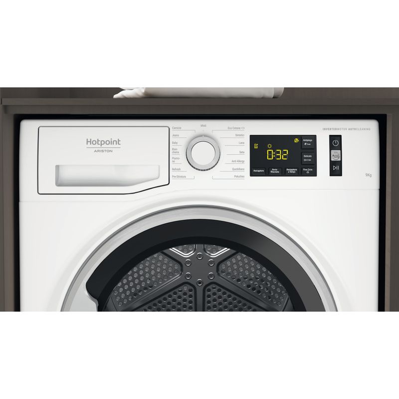 Hotpoint_Ariston-Asciugabiancheria-NT-M11-9X3SKY-IT-Bianco-Lifestyle-control-panel