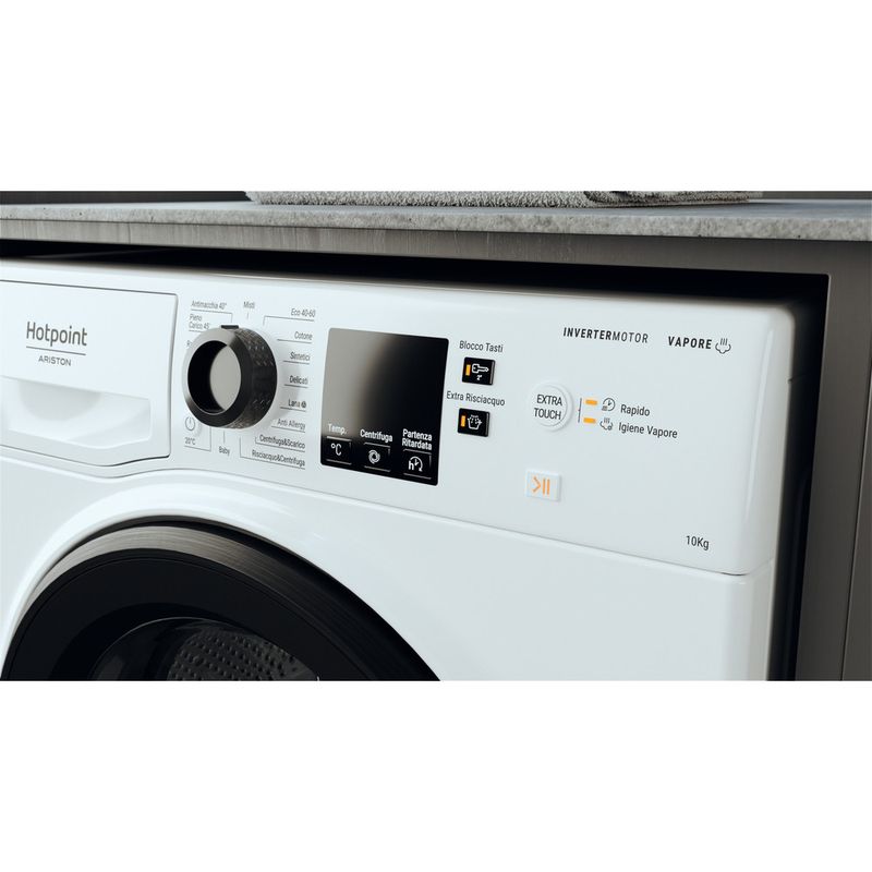 Hotpoint_Ariston Lavabiancheria Libera installazione NF1046WK IT Bianco Carica frontale A Lifestyle control panel