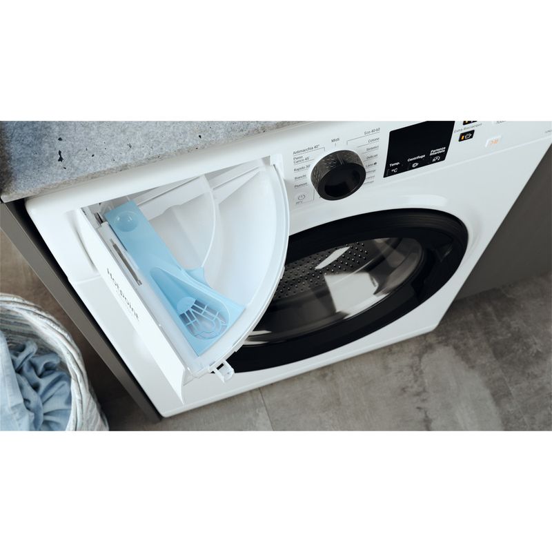 Hotpoint_Ariston Lavabiancheria Libera installazione NF1046WK IT Bianco Carica frontale A Drawer