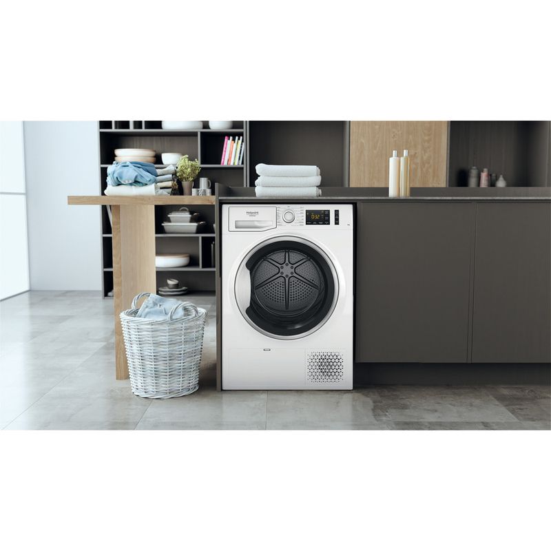 Hotpoint_Ariston Asciugabiancheria EU NTDG92 SK IT.1 Bianco Lifestyle frontal