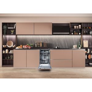 Hotpoint_Ariston-Lavastoviglie-Da-incasso-HSIC-3M27-C-S-Totalmente-integrato-E-Lifestyle-frontal-open