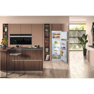 Hotpoint_Ariston-Combinazione-Frigorifero-Congelatore-Da-incasso-BDFS-2422-Bianco-2-porte-Lifestyle-frontal-open