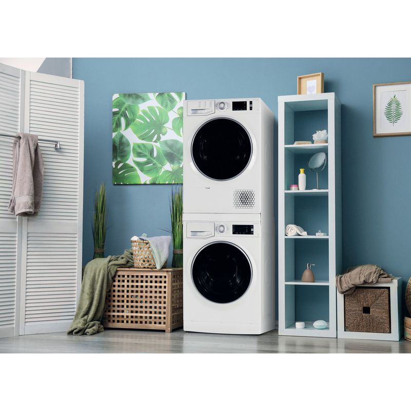 Whirlpool-WASHING-SKD400-Lifestyle-perspective