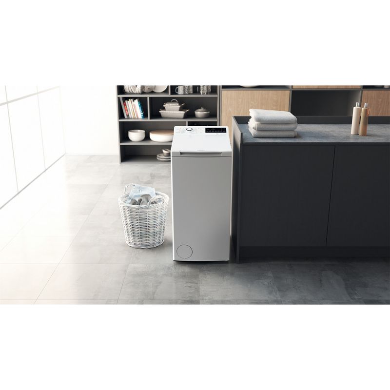 Hotpoint-Ariston-Lavabiancheria-Libera-installazione-WMTG-625BS-IT-1-Bianco-Carica-dall-altro-B-Lifestyle-frontal