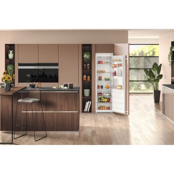 Hotpoint_Ariston Frigorifero Da incasso HASD18A011A1 Acciaio Lifestyle frontal open