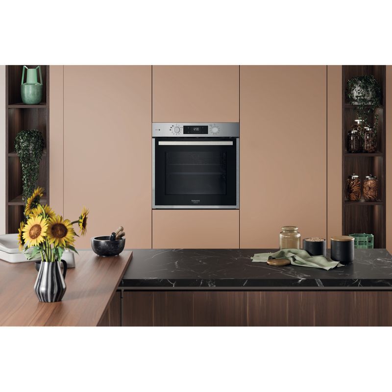 Hotpoint_Ariston-Forno-Da-incasso-HAO-854PS-X-Elettrico-A---Lifestyle-frontal