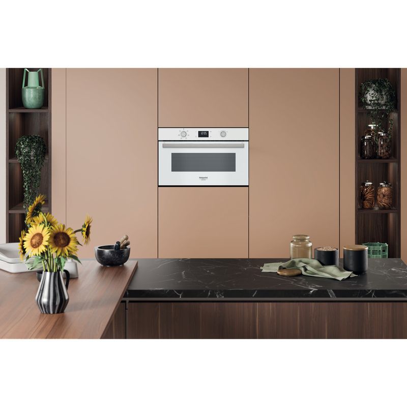 Hotpoint_Ariston-Microonde-Da-incasso-HAD-K54CU-W-Bianco-Elettronico-31-Microonde---grill-1000-Lifestyle-frontal