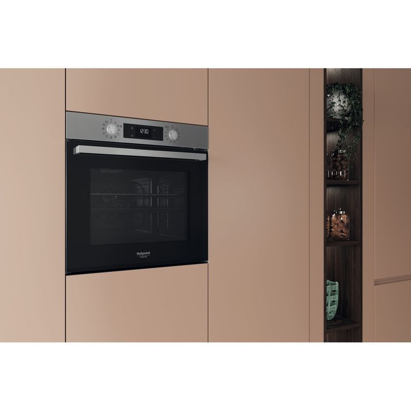 Hotpoint_Ariston-Forno-Da-incasso-HAO3-K78PU-X-Elettrico-A---Lifestyle-perspective