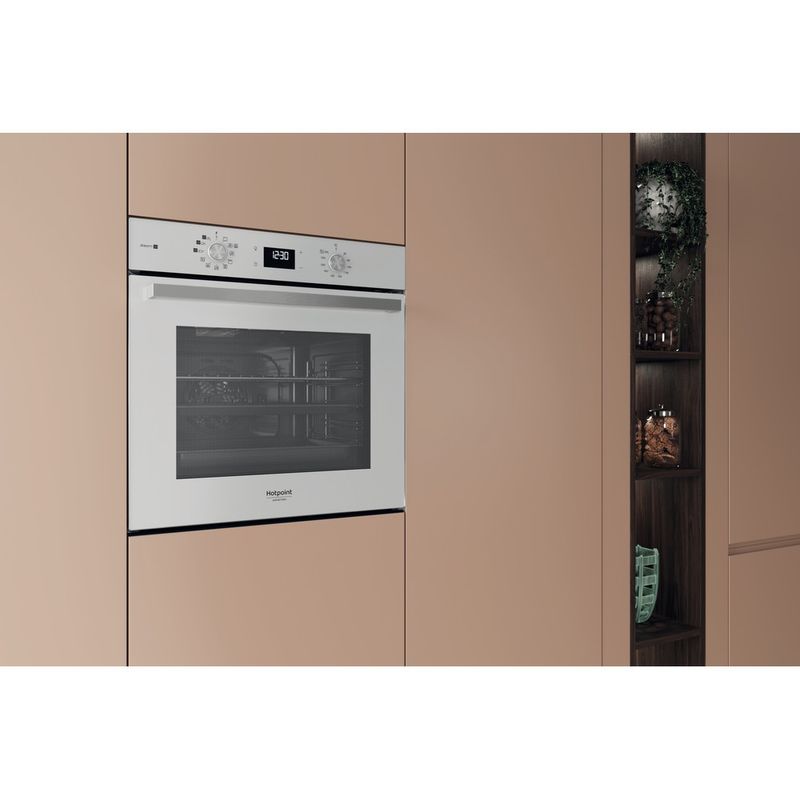 Hotpoint_Ariston-Forno-Da-incasso-HAO3-K58HSU-W-Elettrico-A--Lifestyle-perspective