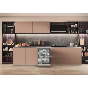 Hotpoint_Ariston-Lavastoviglie-Da-incasso-HA7IA15B2M6LS0-Totalmente-integrato-A-Lifestyle-frontal-open