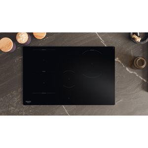 Hotpoint_Ariston Piano cottura HTX8015DNF Nero Induction vitroceramic Lifestyle frontal