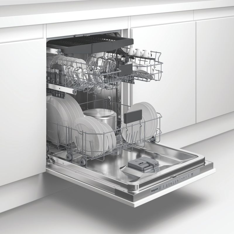 Hotpoint-Lavastoviglie-Da-incasso-HDI-LYM-D4S-K-Totalmente-integrato-D-Lifestyle-perspective-open