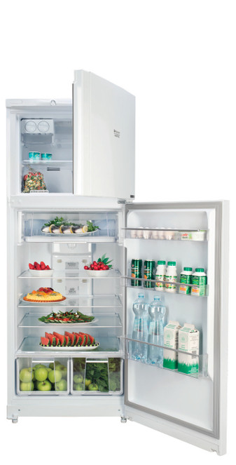 Pulizia del frigorifero in maniera naturale 